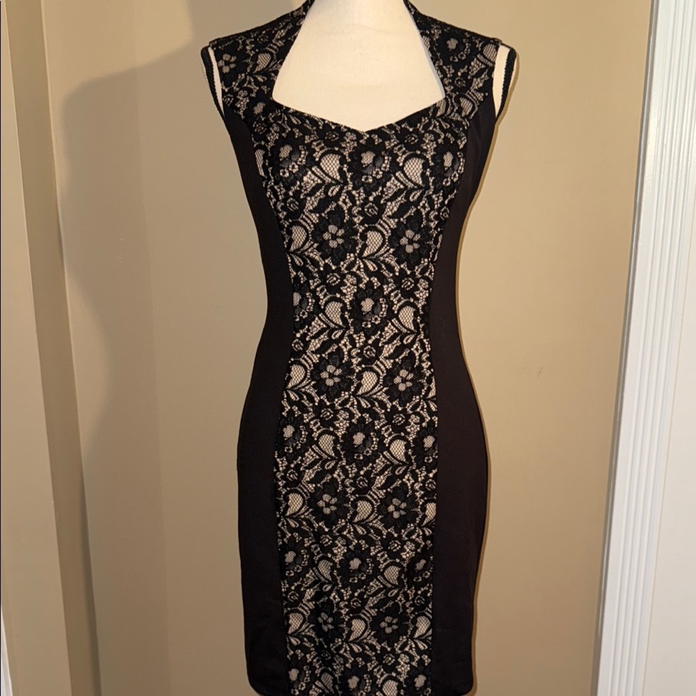 Elegant Black and Cream Lace Dress